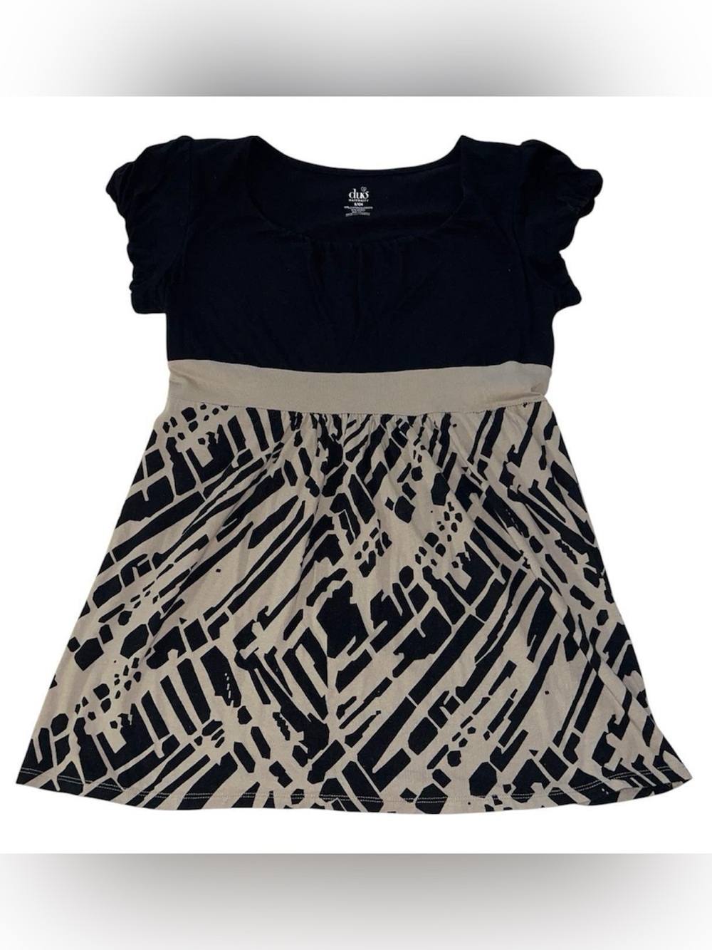 Duo Maternity abstract babydoll top.